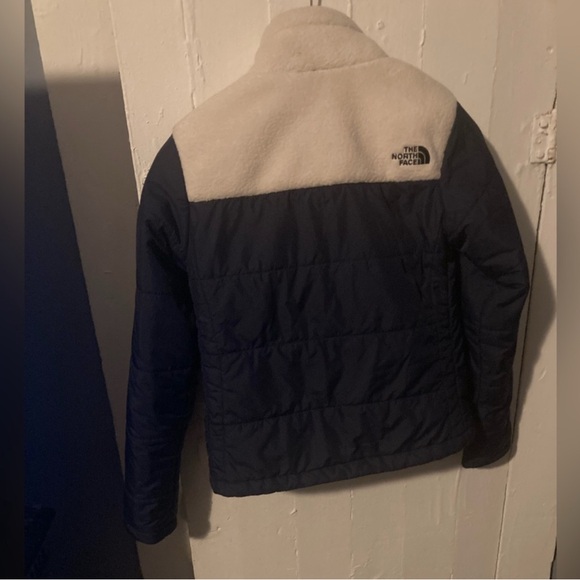 Puffy North Face jacket - Picture 3 of 5